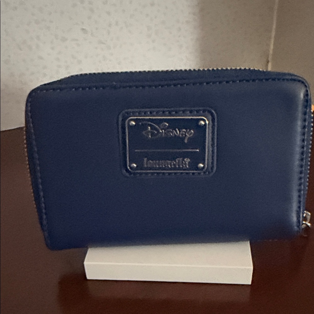 Blue Moana Sailboat Zip Wallet Disney Loungefly - Picture 2 of 3